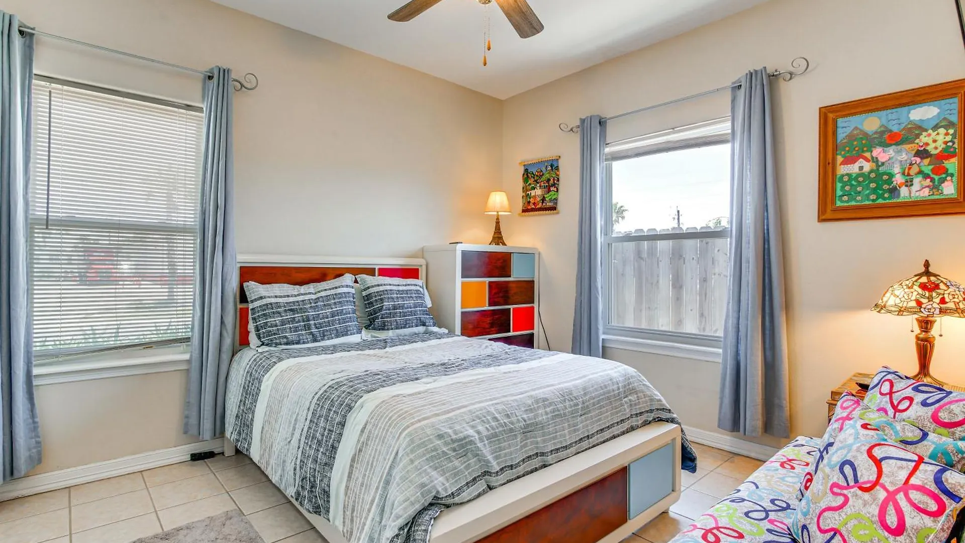 Apartment Pool Access, 1 Block To Beach! *