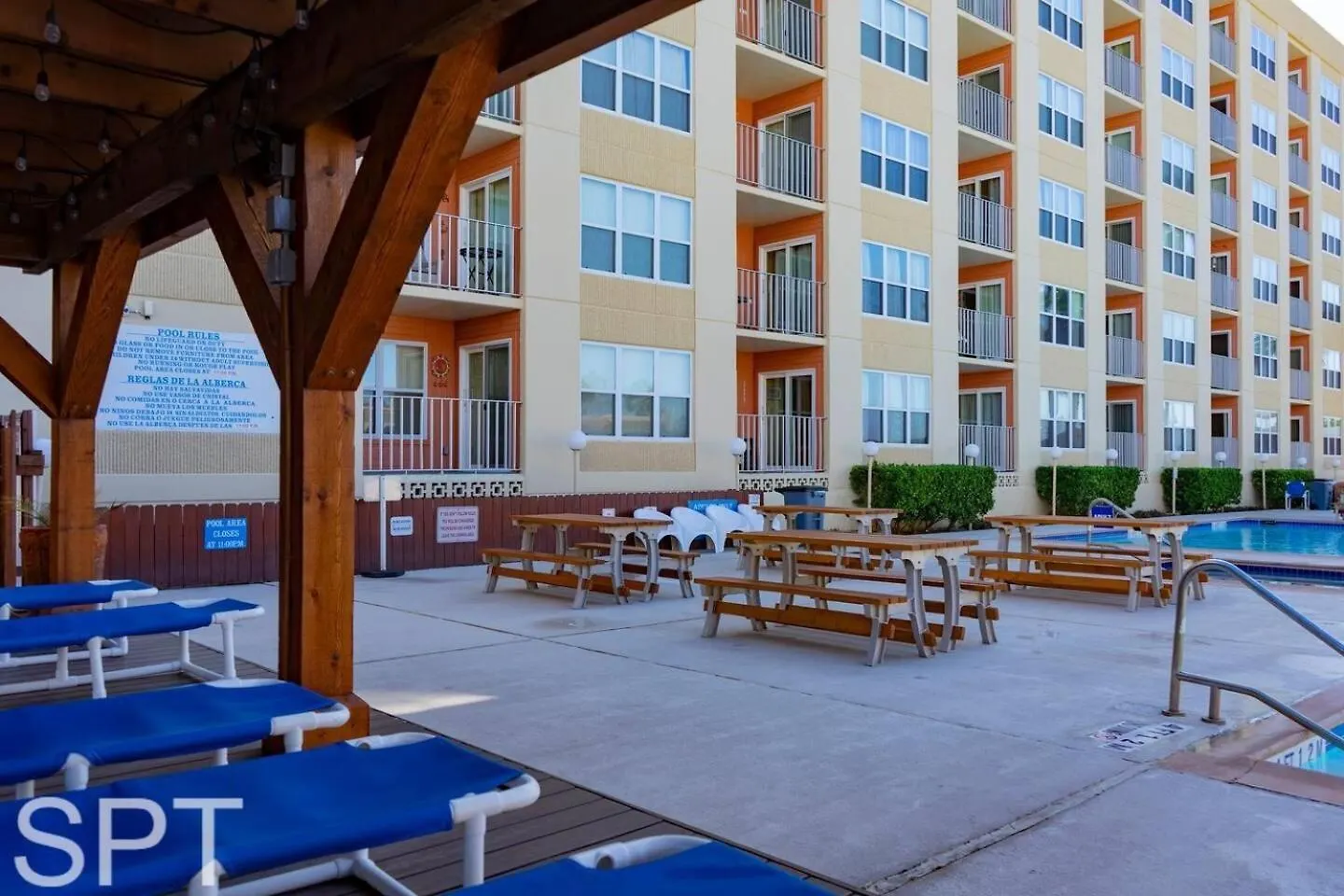 Access With Pool, Hot Tub Area & Bbq - Gulfview I - Unit 213 * South Padre Island