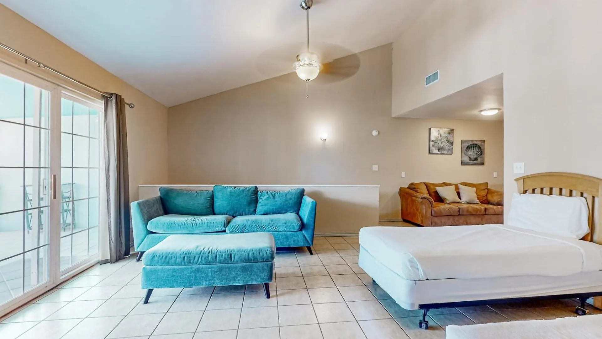 Holiday home Lantana Unit B *