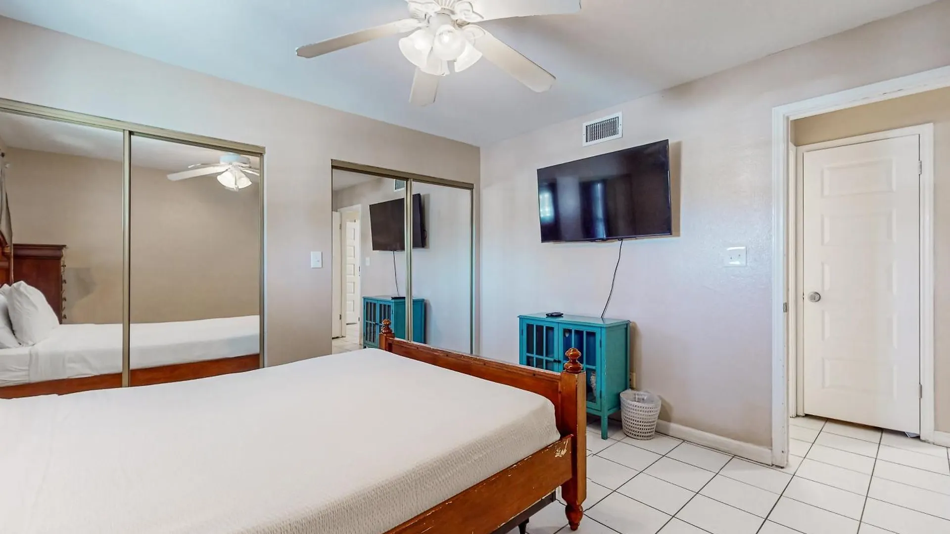 Holiday home Lantana Unit B *