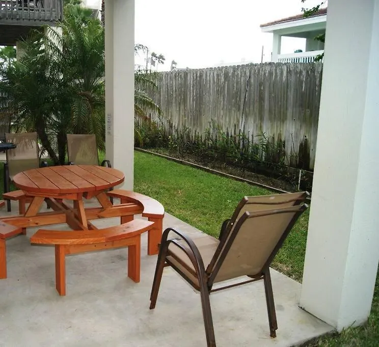 Sun Dancer #3 Mid Island 2 Minute Walk Access * South Padre Island
