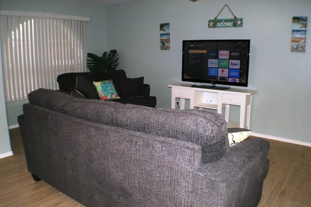 La Perla#2 Mid-island 2-3 Minute Walk To Acc Apartment *