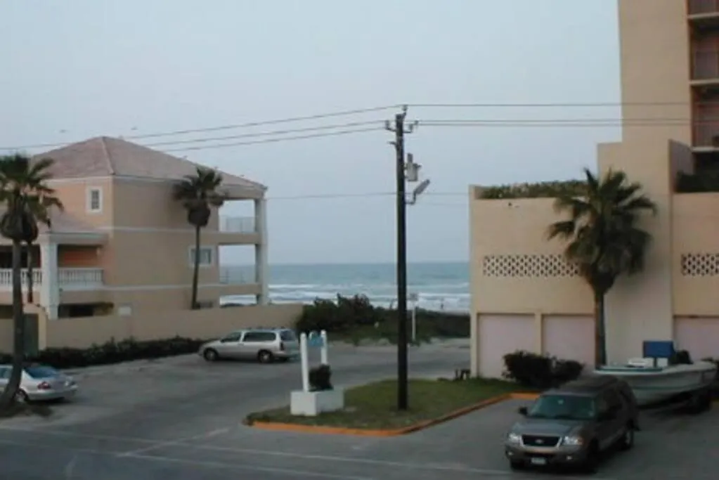 Coronado 204 Next To Access * South Padre Island