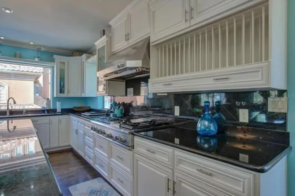 Holiday home Breathtaking Sunset Views & Minutes To The Beach! *