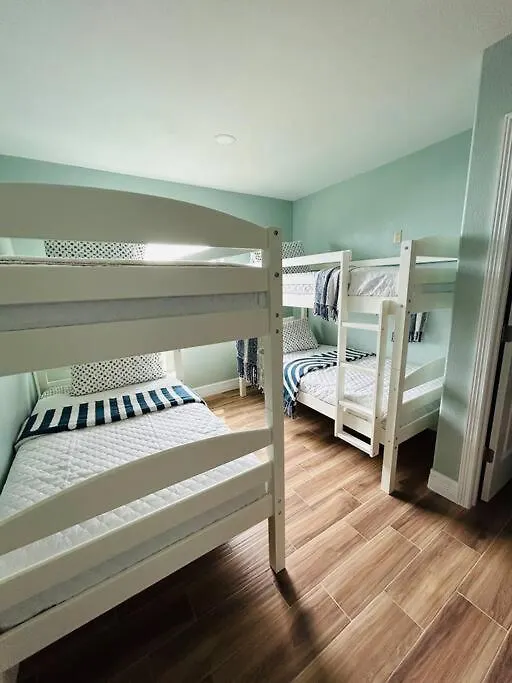 Holiday home Breathtaking Sunset Views & Minutes To The Beach! *
