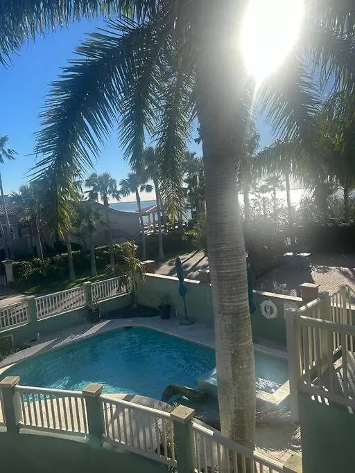Breathtaking Sunset Views & Minutes To The Beach!