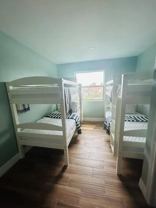 Breathtaking Sunset Views & Minutes To The Beach! Holiday home South Padre Island