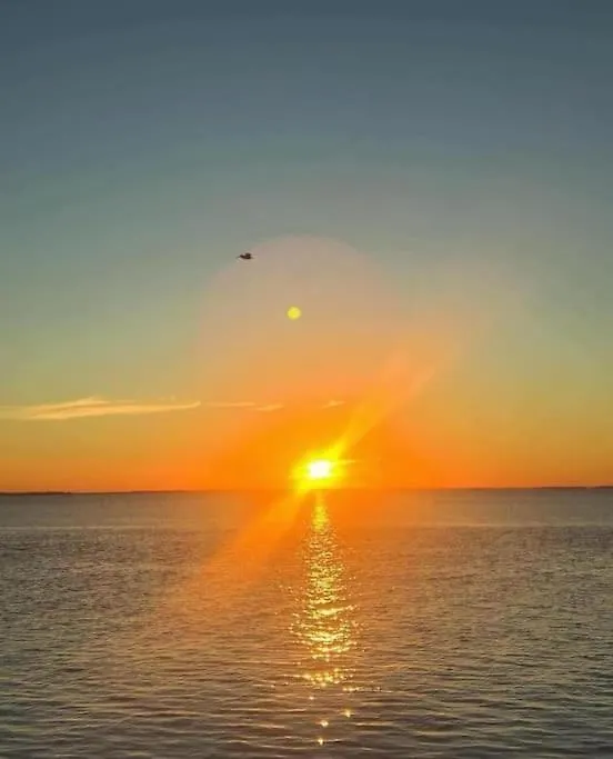 Breathtaking Sunset Views & Minutes To The Beach! Holiday home *