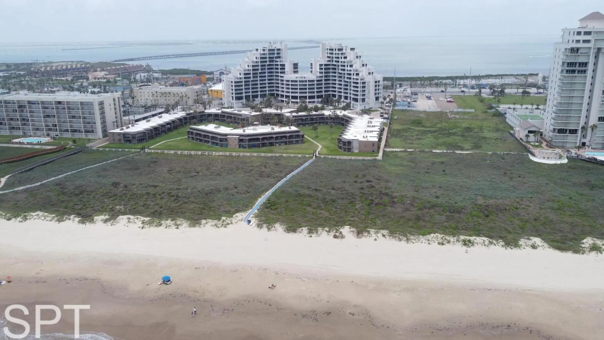 2-level Beachfront Luxury - Sunchase Iv - 326 Apartment