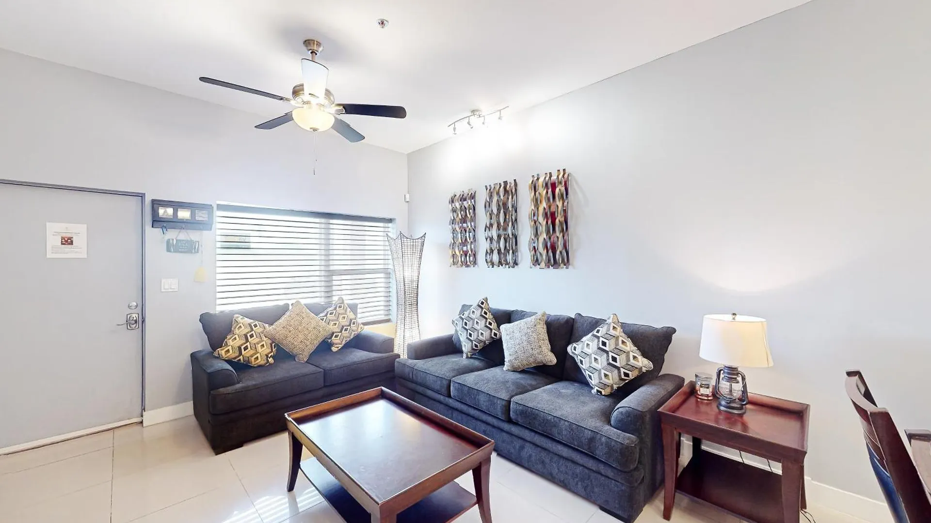La Isla #c105 Apartment