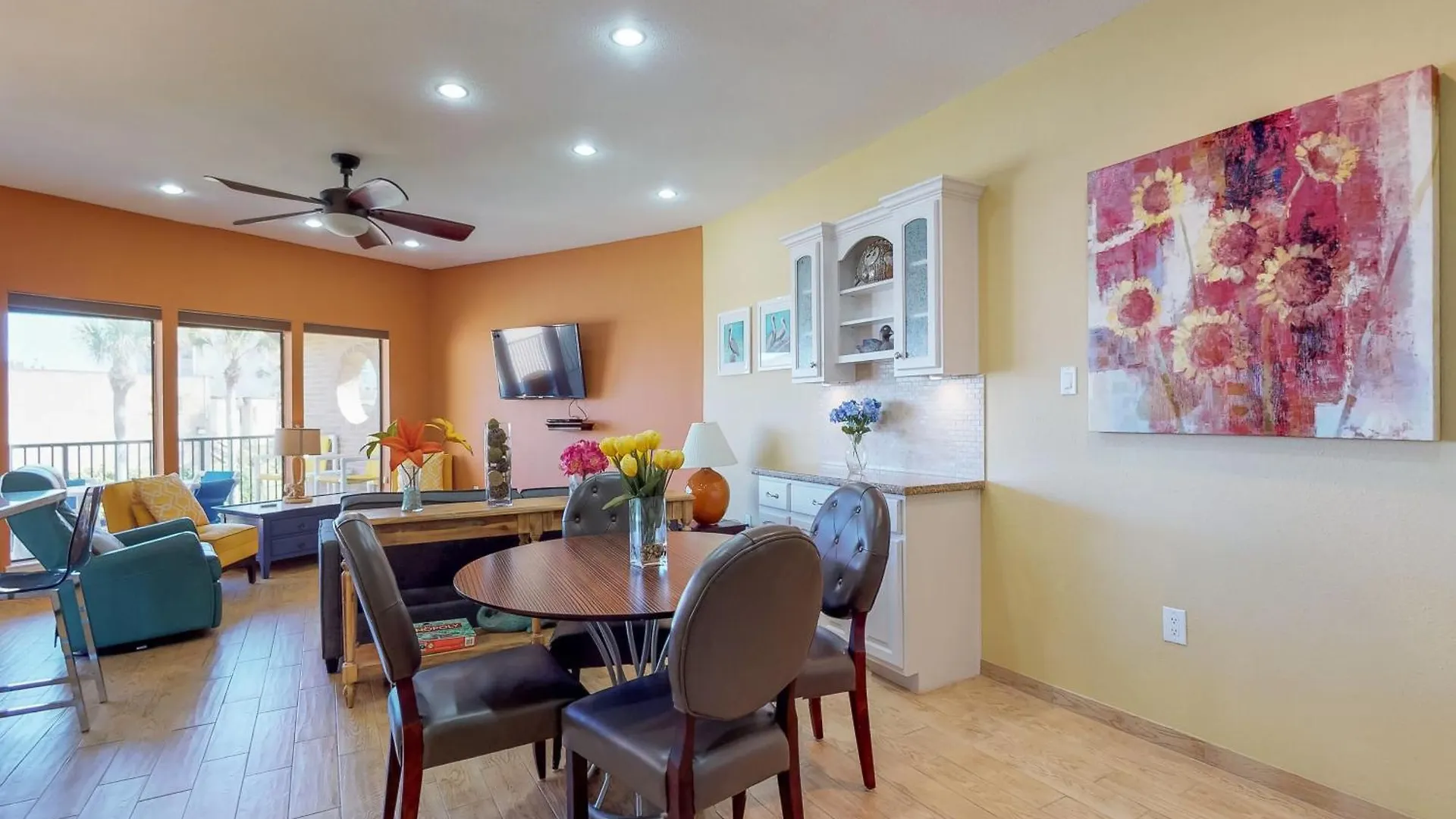 Apartment Sunchase Beachfront #210 *