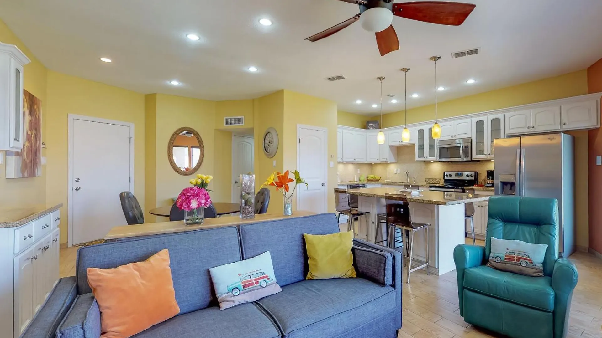 Apartment Sunchase Beachfront #210 *