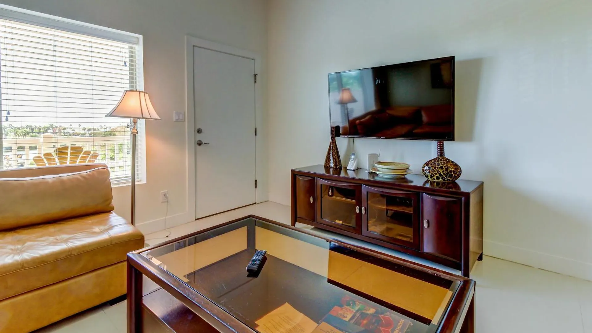 La Isla #f304 Apartment