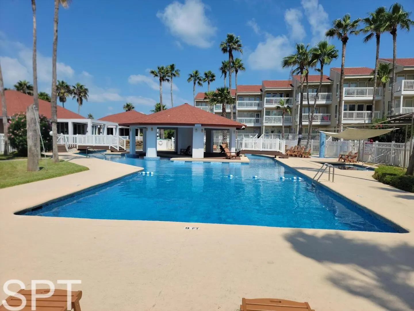 Gulfpoint 1302 Apartment *