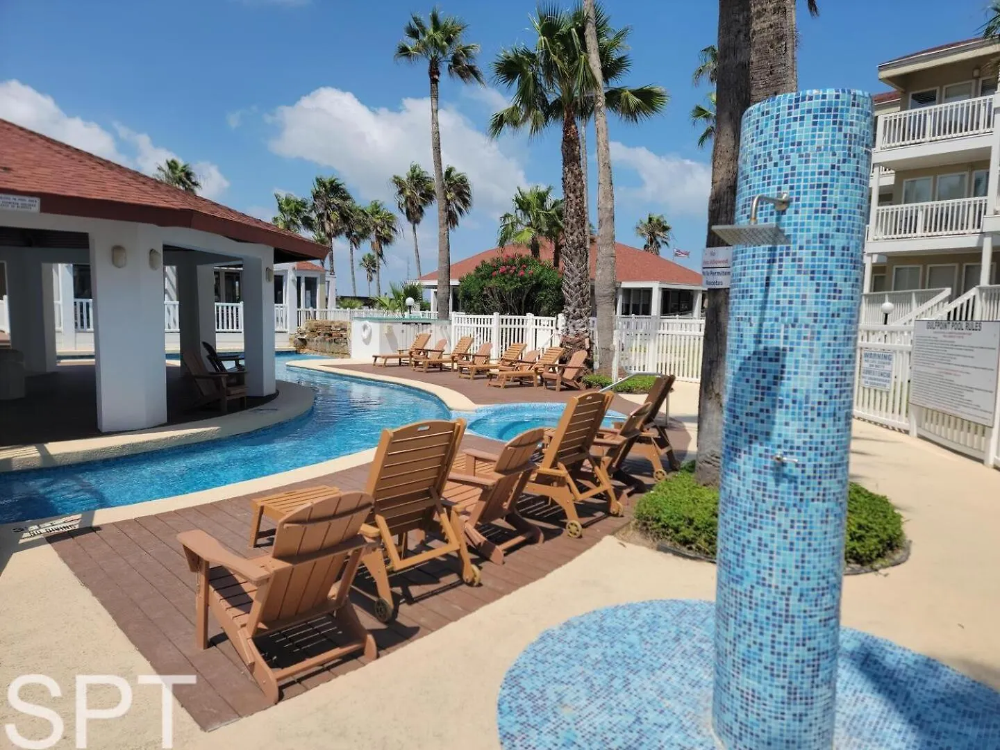 Gulfpoint 1302 Apartment