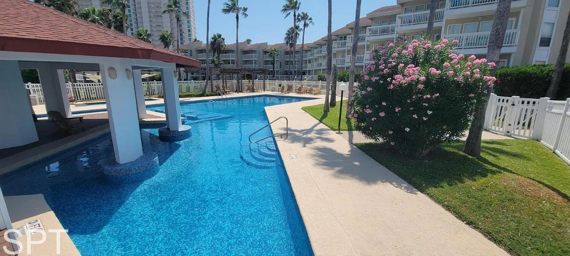 Apartment Gulfpoint 1302 South Padre Island