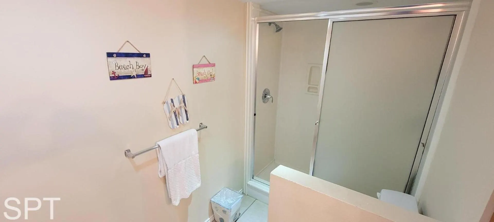 Gulfpoint 1302 Apartment