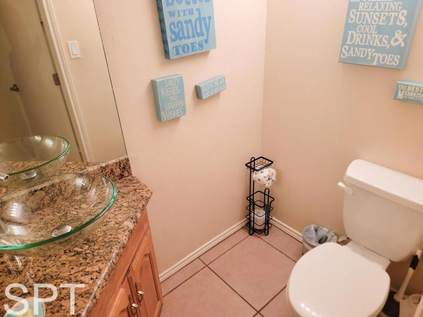 Gulfpoint 1302 Apartment