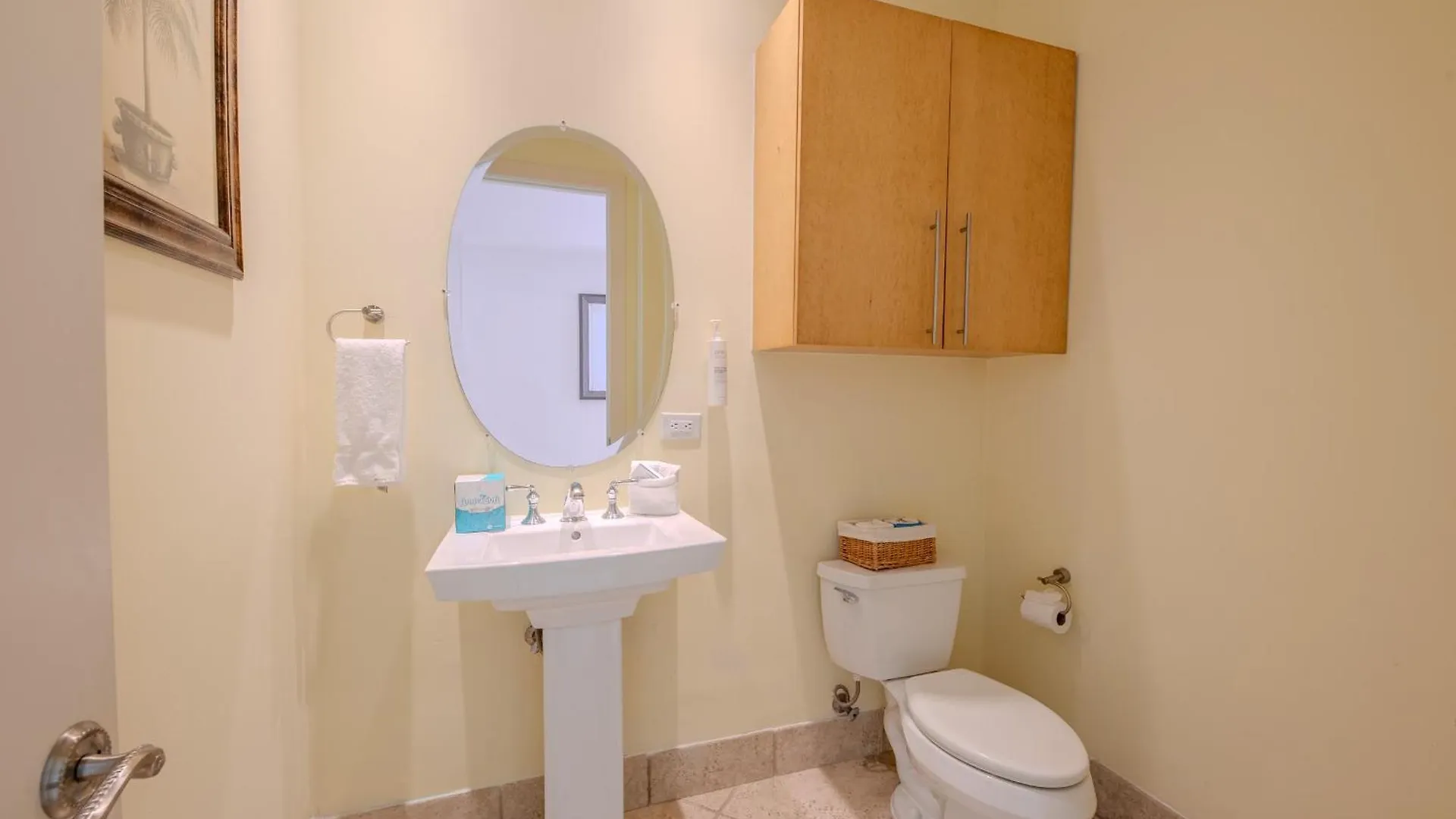 1901 Sapphire Beachfront 3 Bedroom *