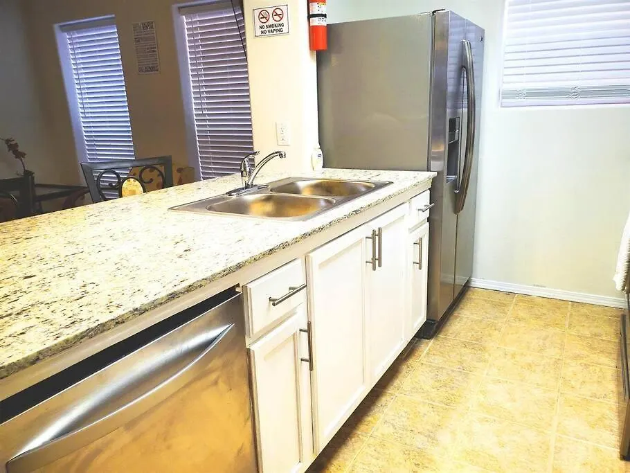 Sun Ray #1a - Pet Friendly, 3min Walk To Beach Apartment South Padre Island