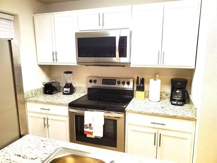 Apartment Sun Ray #1a - Pet Friendly, 3min Walk To Beach *