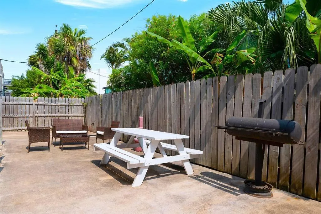 Sun Ray #1a - Pet Friendly, 3min Walk To Beach Apartment South Padre Island