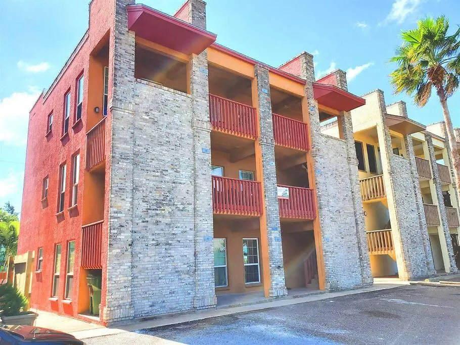 Sun Ray #1a - Pet Friendly, 3min Walk To Beach Apartment South Padre Island