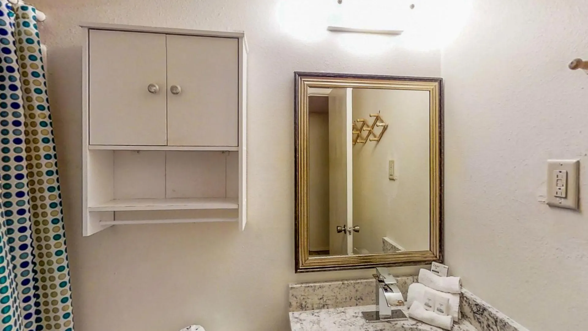Hotel Gulfview I #201 *