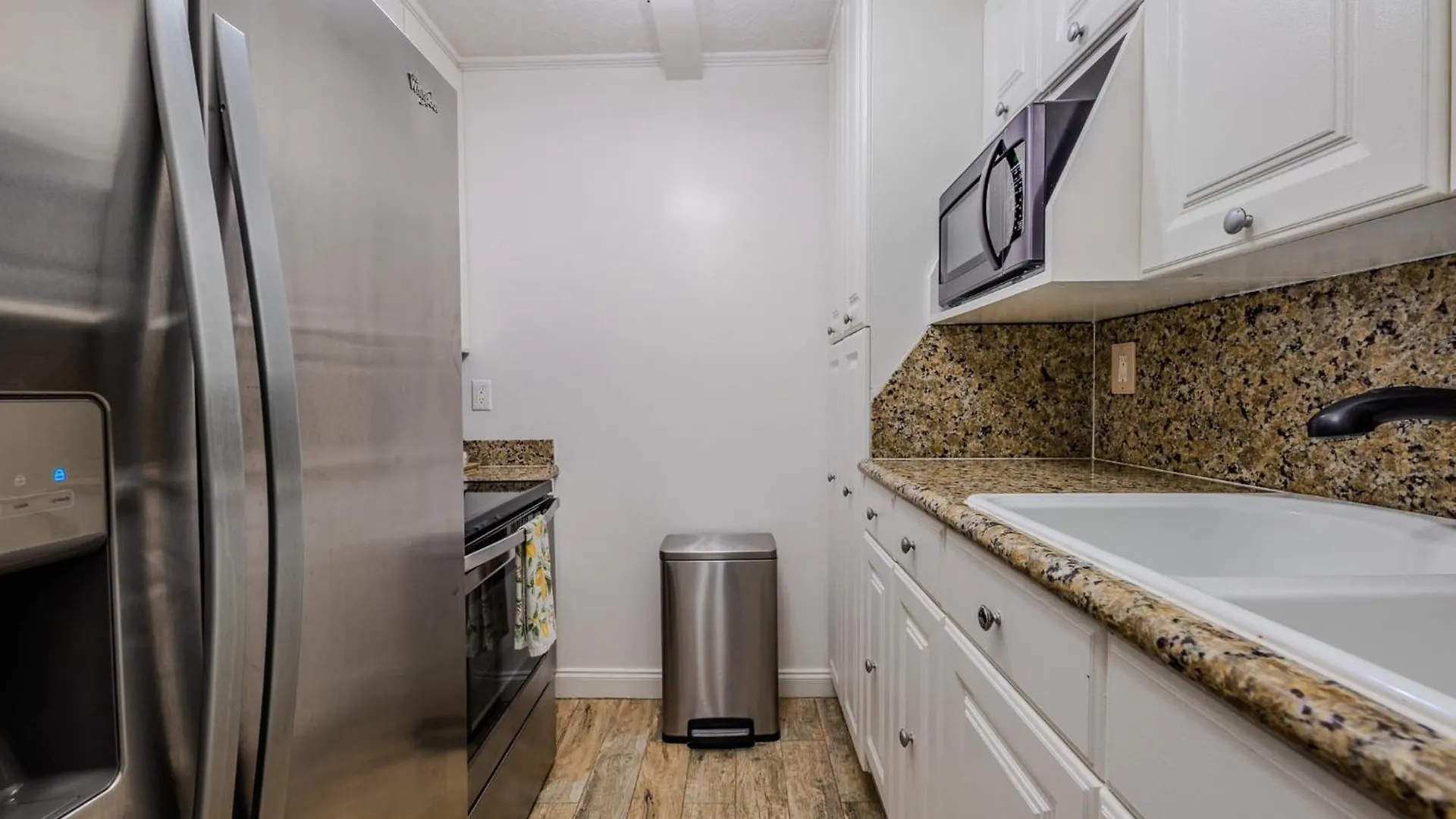 Toucans Retreat Tranquil 1br With Patio 102 *