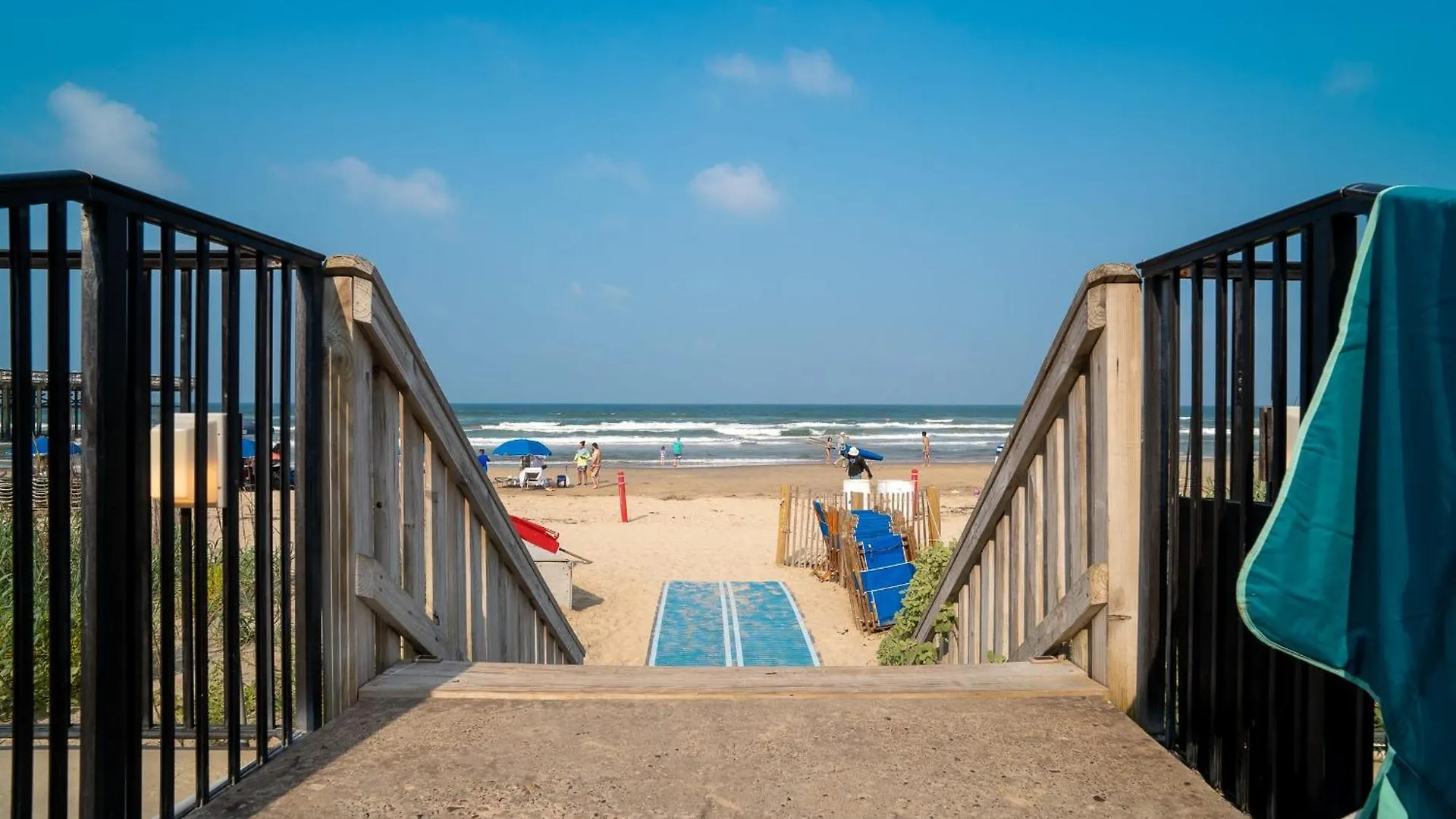 Tropical Retreat Coastal 1br Getaway With Balcony 212 Apartment South Padre Island