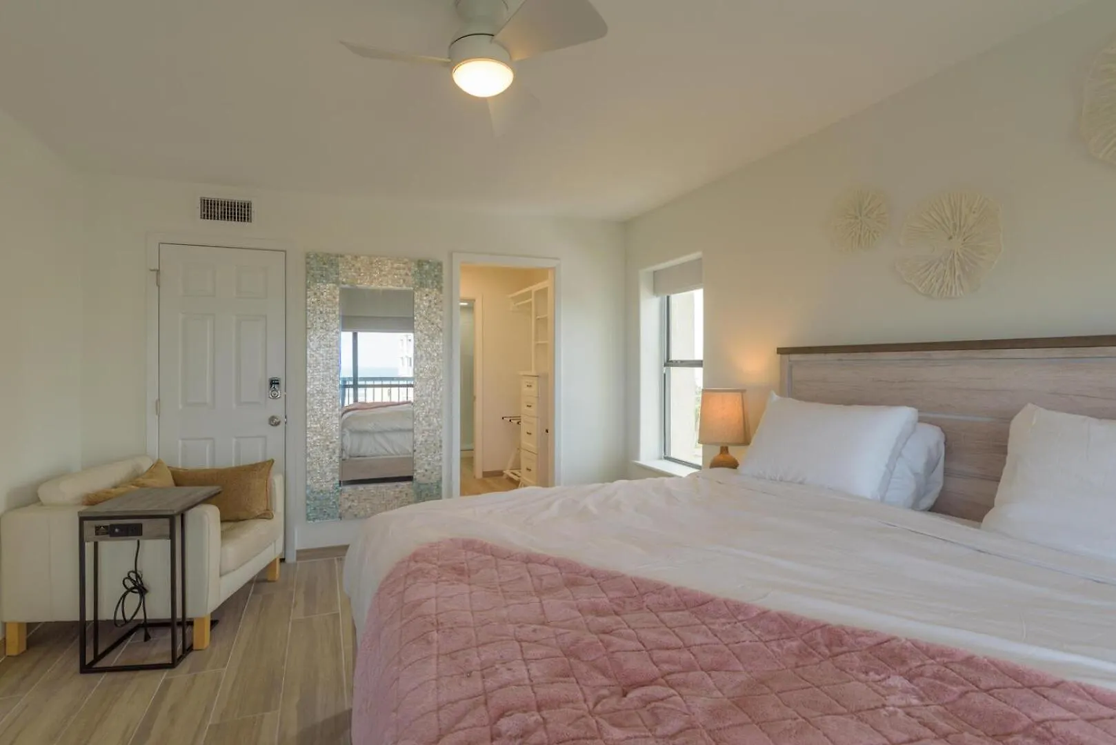 Saida Towers By Padre Getaways Holiday home