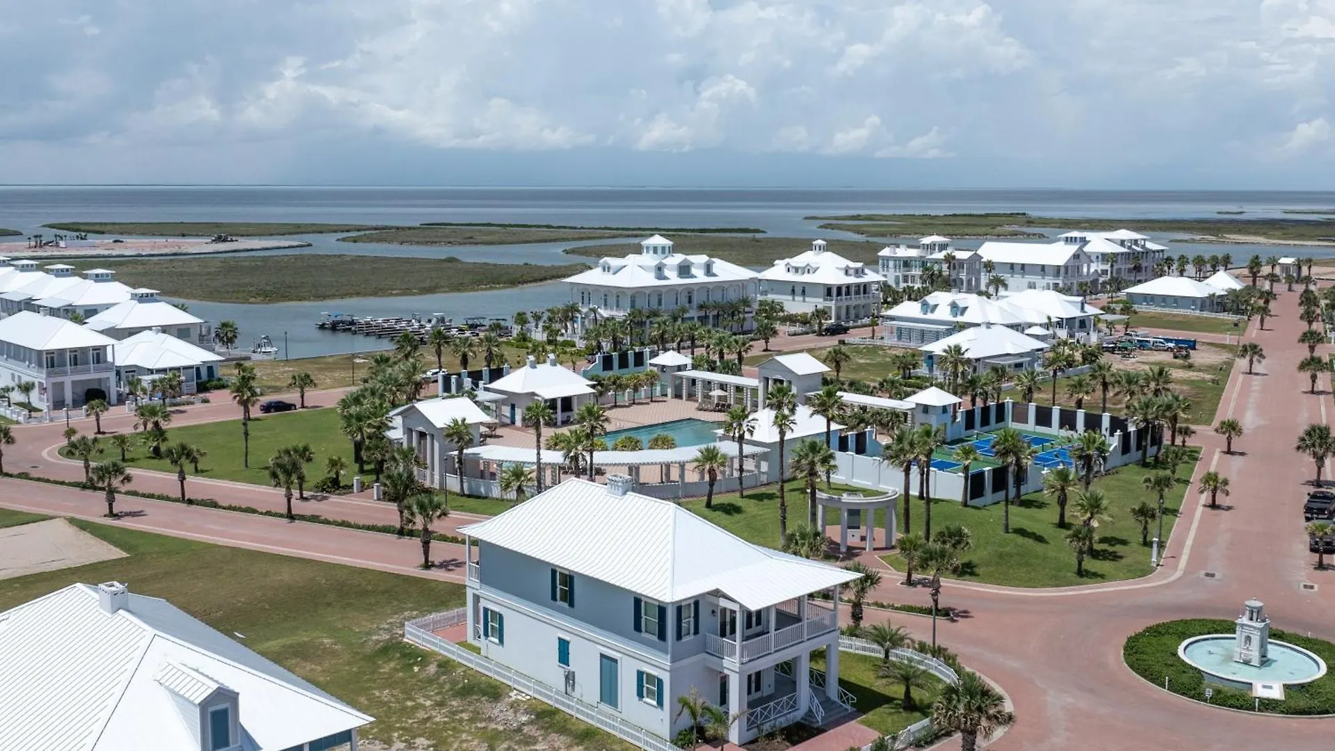 Seaside Rendezvous - Private Across From Community Park Holiday home *