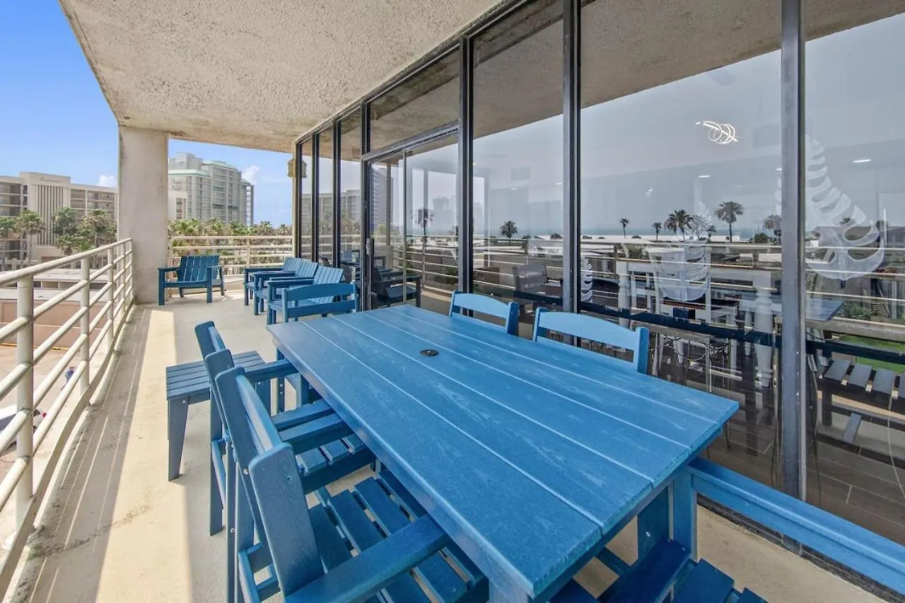 Apartment Oceanfront Haven With Spacex Views *
