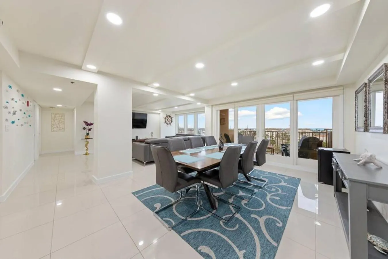 Luxury 6th Floor Amazing Views * South Padre Island