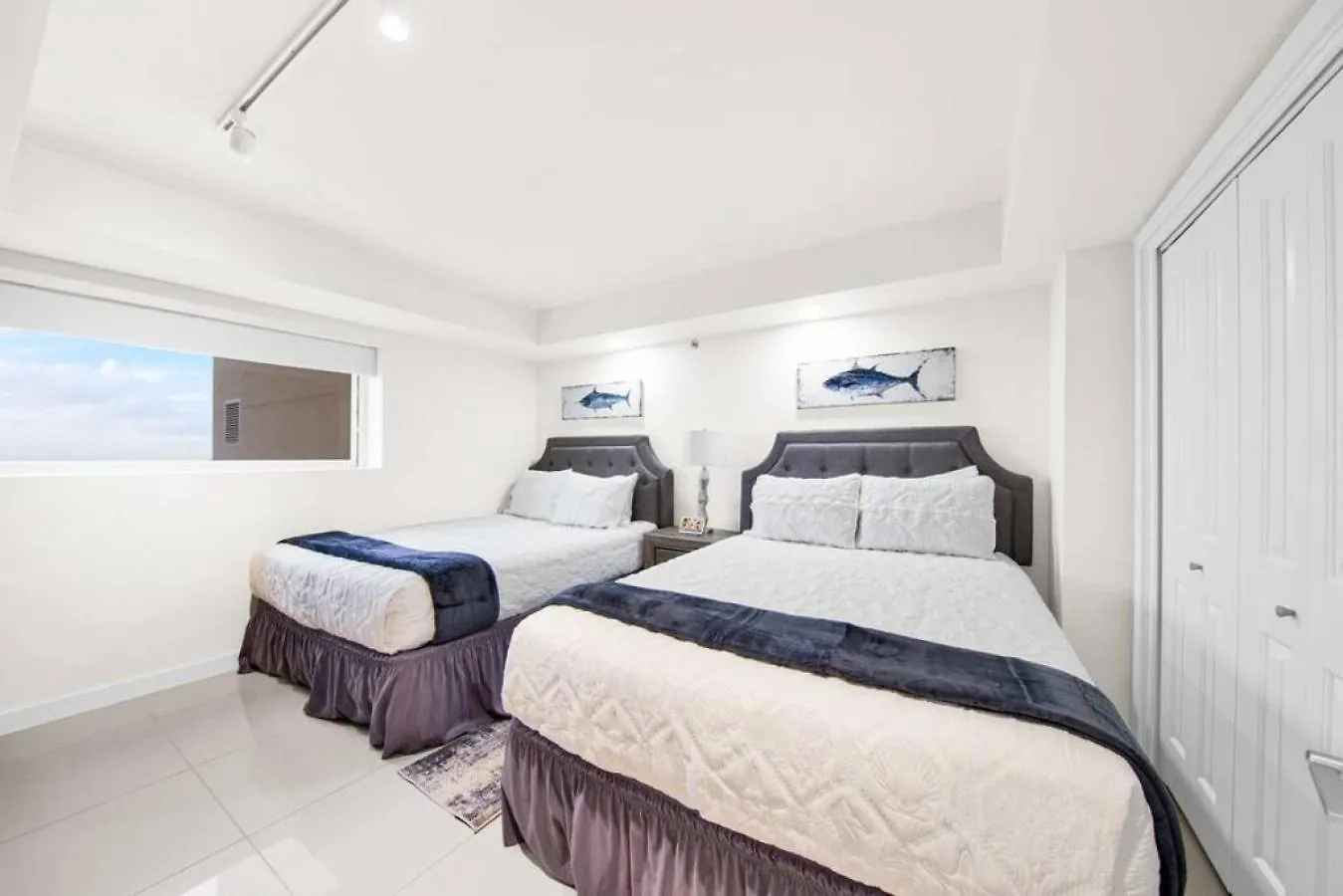 Luxury 6th Floor Beachfront Amazing Views Holiday home