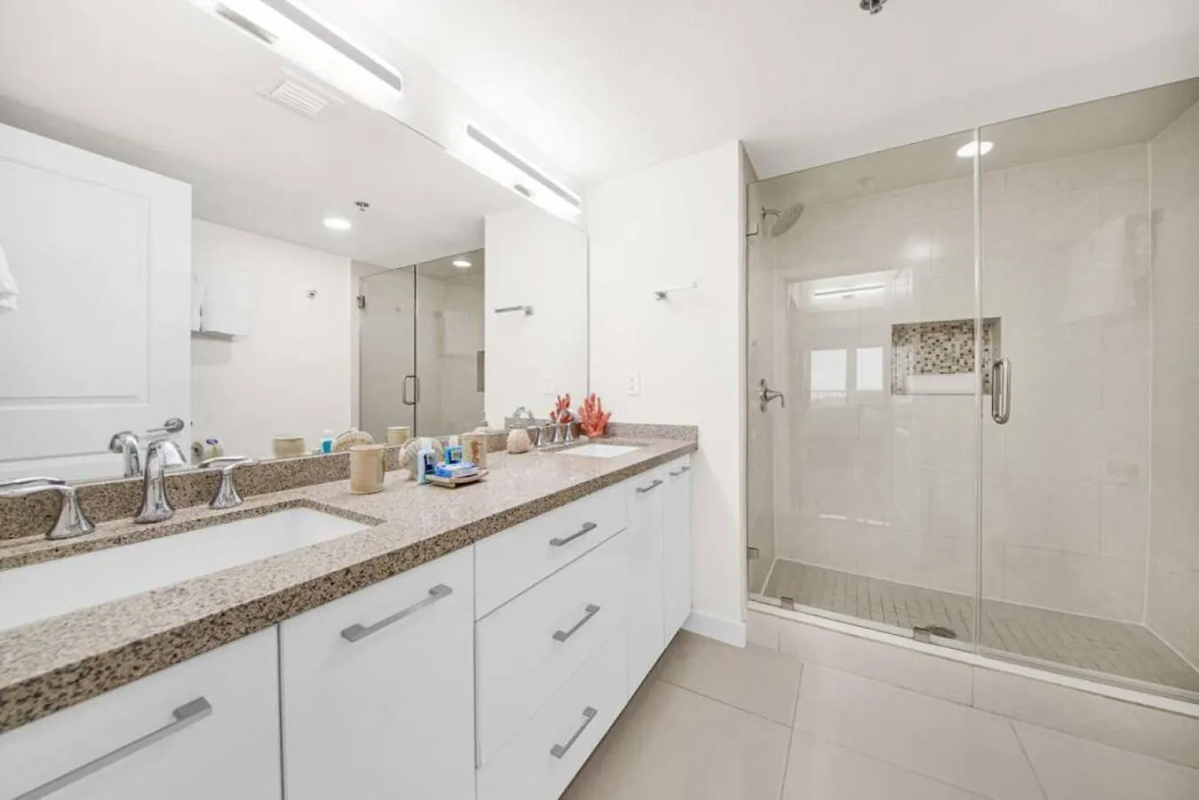 Luxury 6th Floor Beachfront Amazing Views *