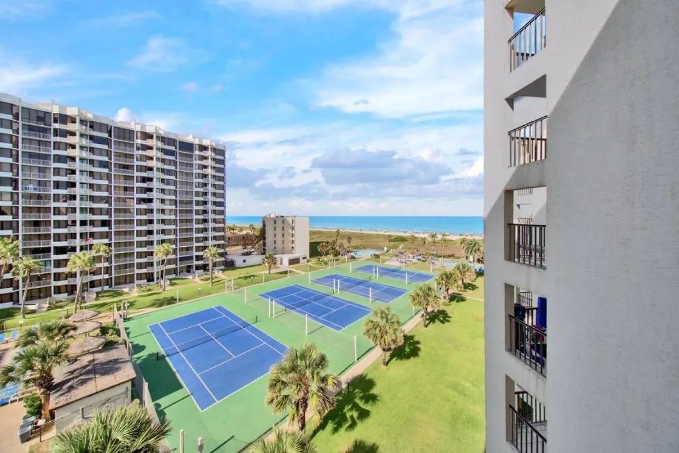 Amazing 7th Floor Beachfront Wonderful Views Holiday home South Padre Island