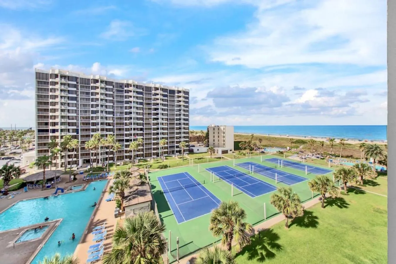 Amazing 7th Floor Beachfront Wonderful Views South Padre Island