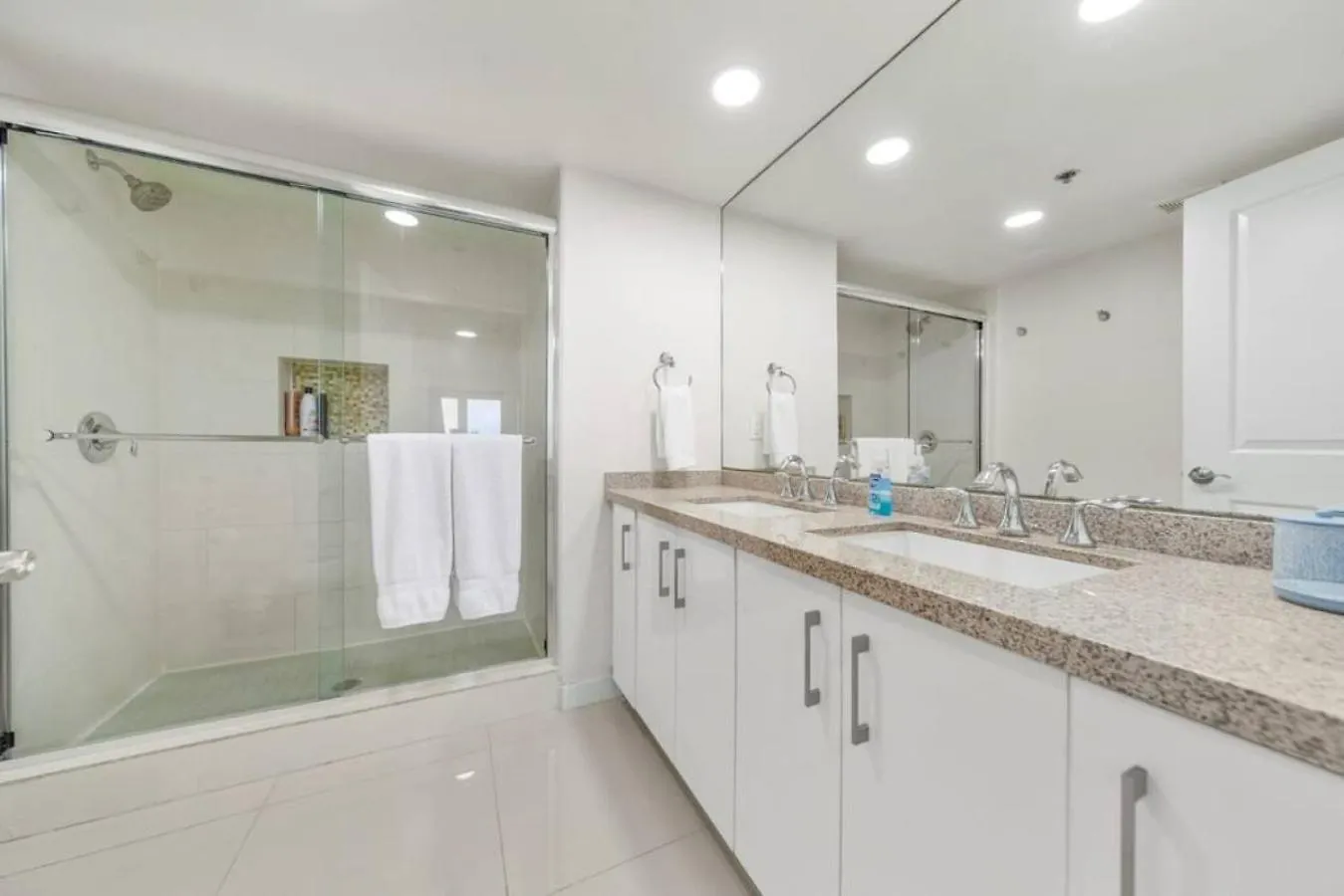 Apartment Amazing 4th Floor Beachfront Wonderful Views *