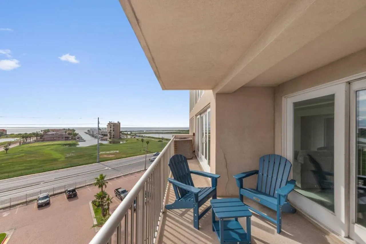 Solare Tower, Sunset Oasis, Beachfront Complex Apartment South Padre Island