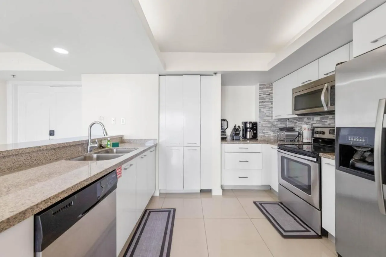 Apartment Solare Tower, Sunset Oasis, Beachfront Complex