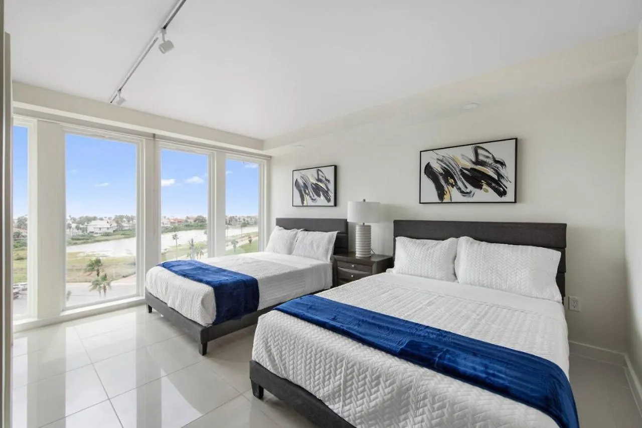 Solare Tower, Sunset Oasis, Beachfront Complex Apartment South Padre Island