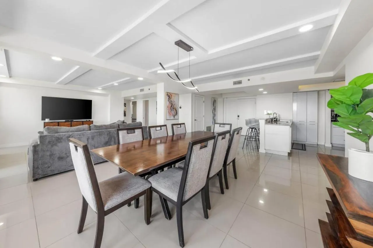 Solare Tower Paradise By The Sea