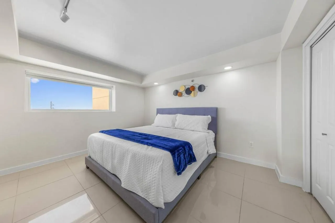 Solare Tower Paradise By The Sea Apartment *