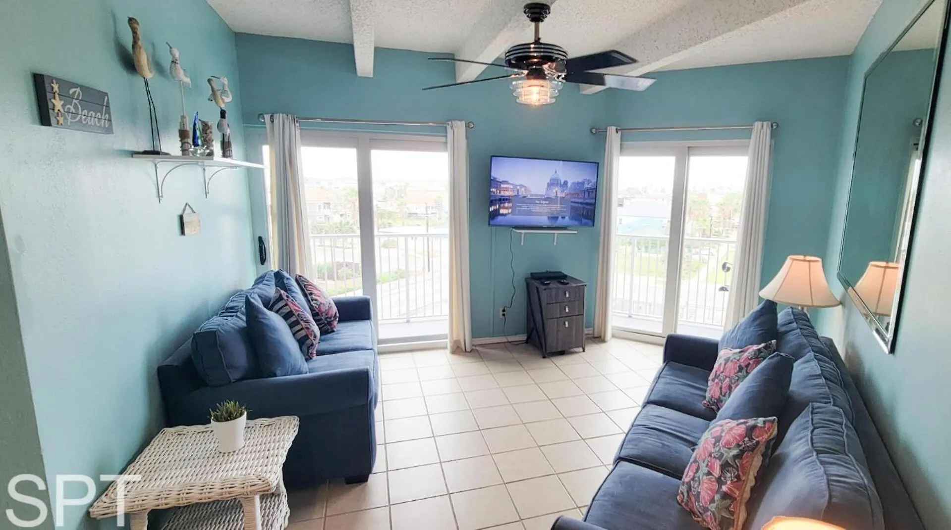 Aquarius 408 Holiday home