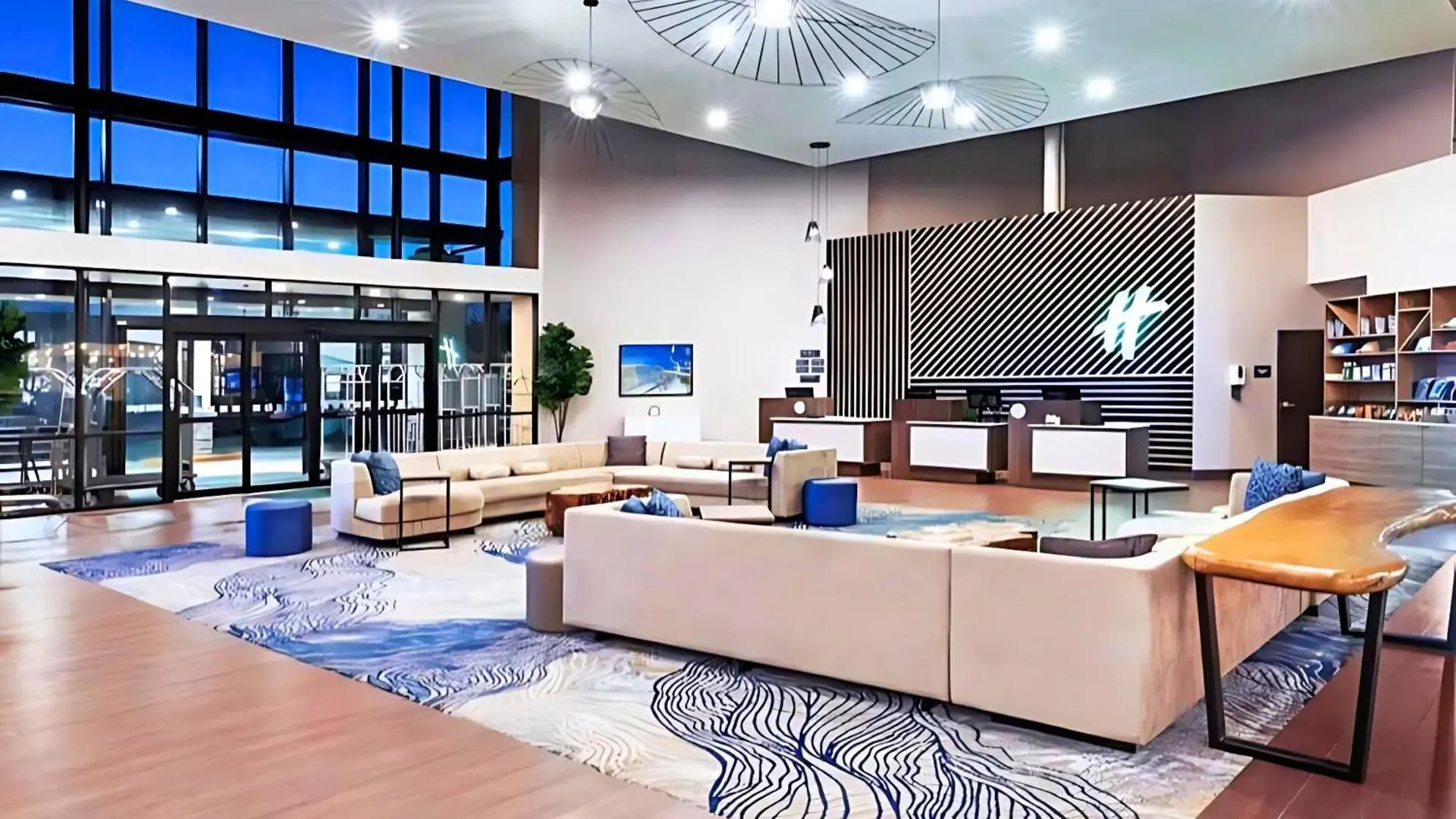 Hotel South Padre Island-beach Front By Ihg 3*