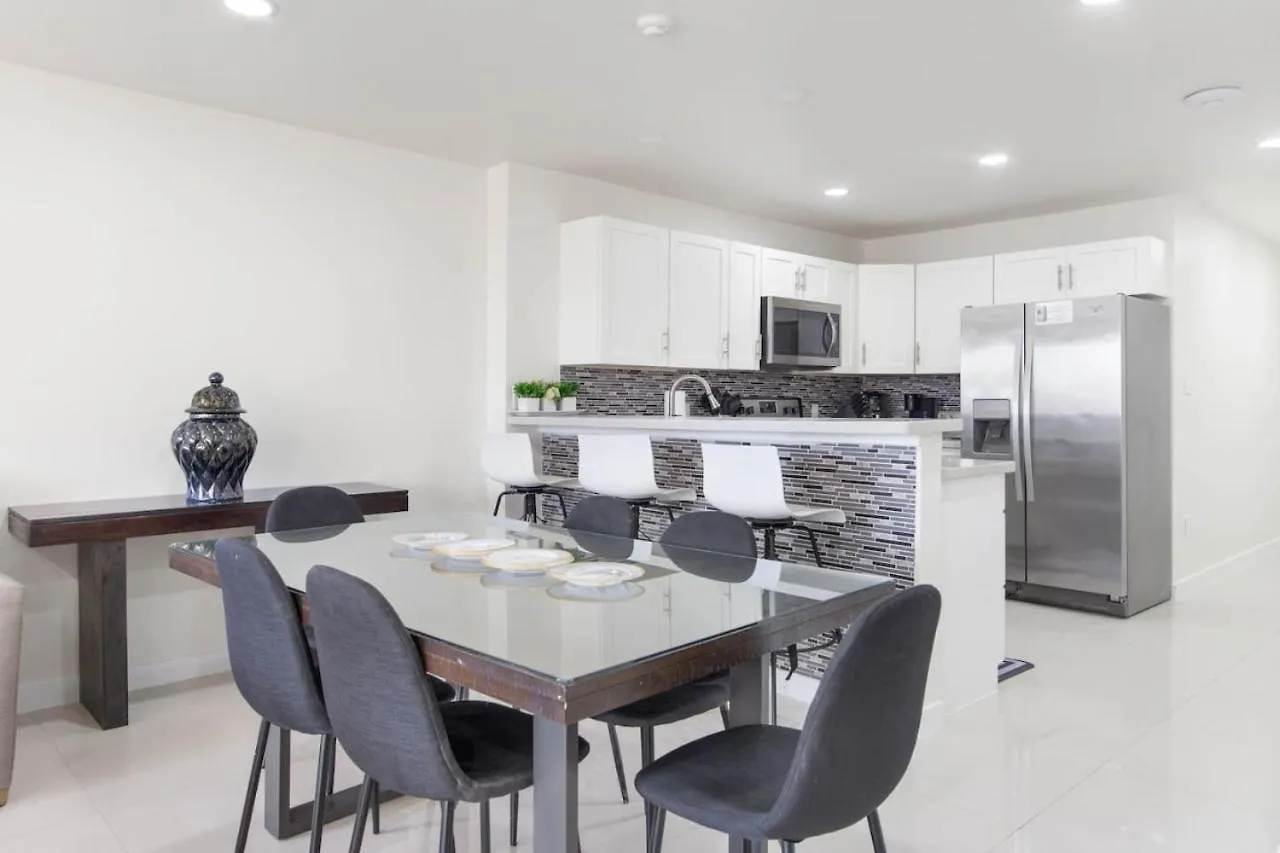 Apartment Bahiamar Beachside Comfort And Class *