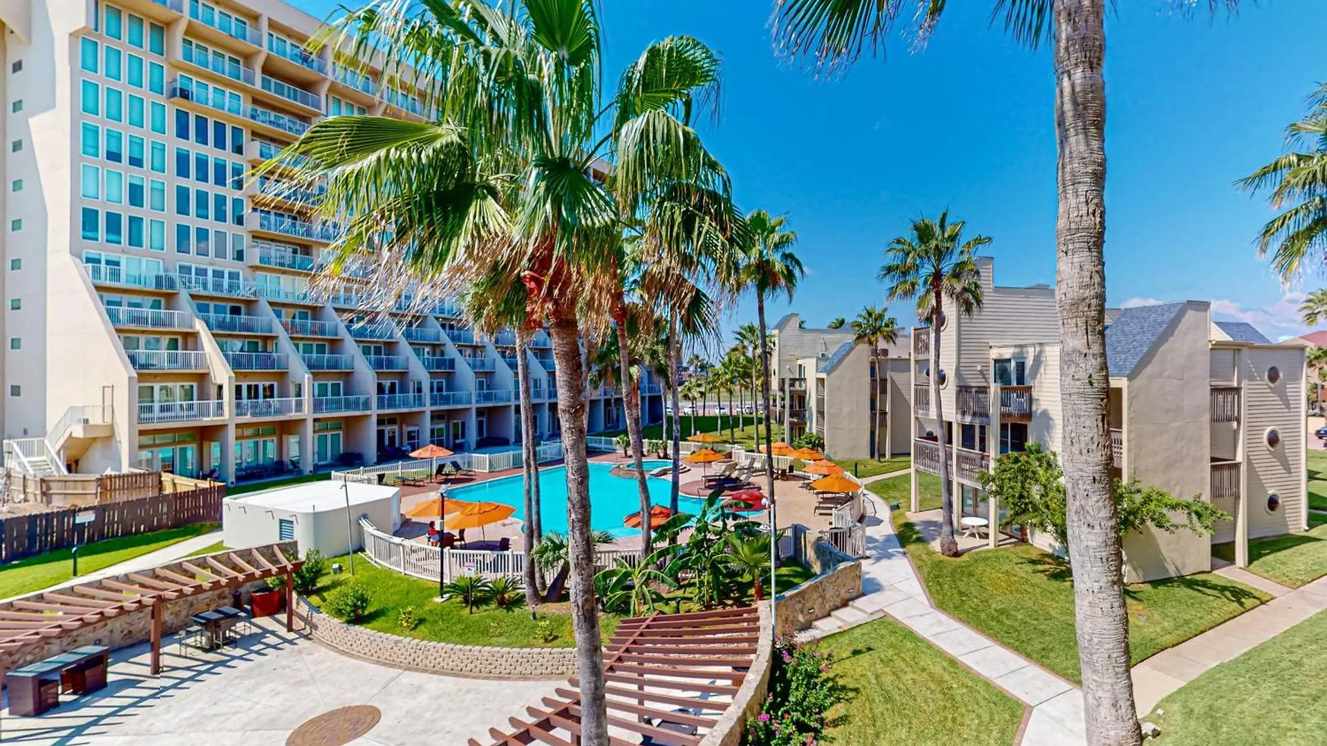 Solare Garden #773 Apartment