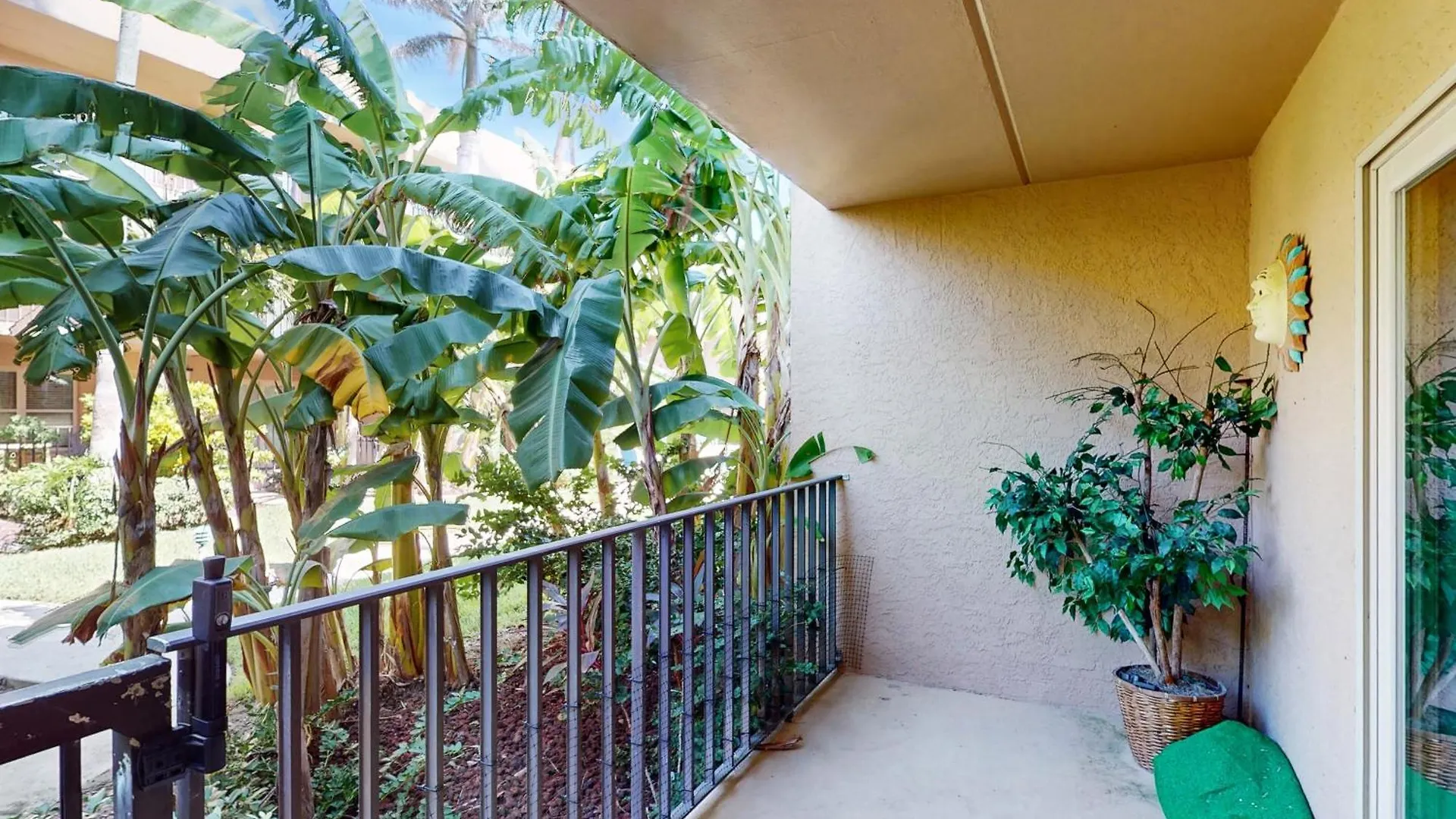 Beachview Apartment