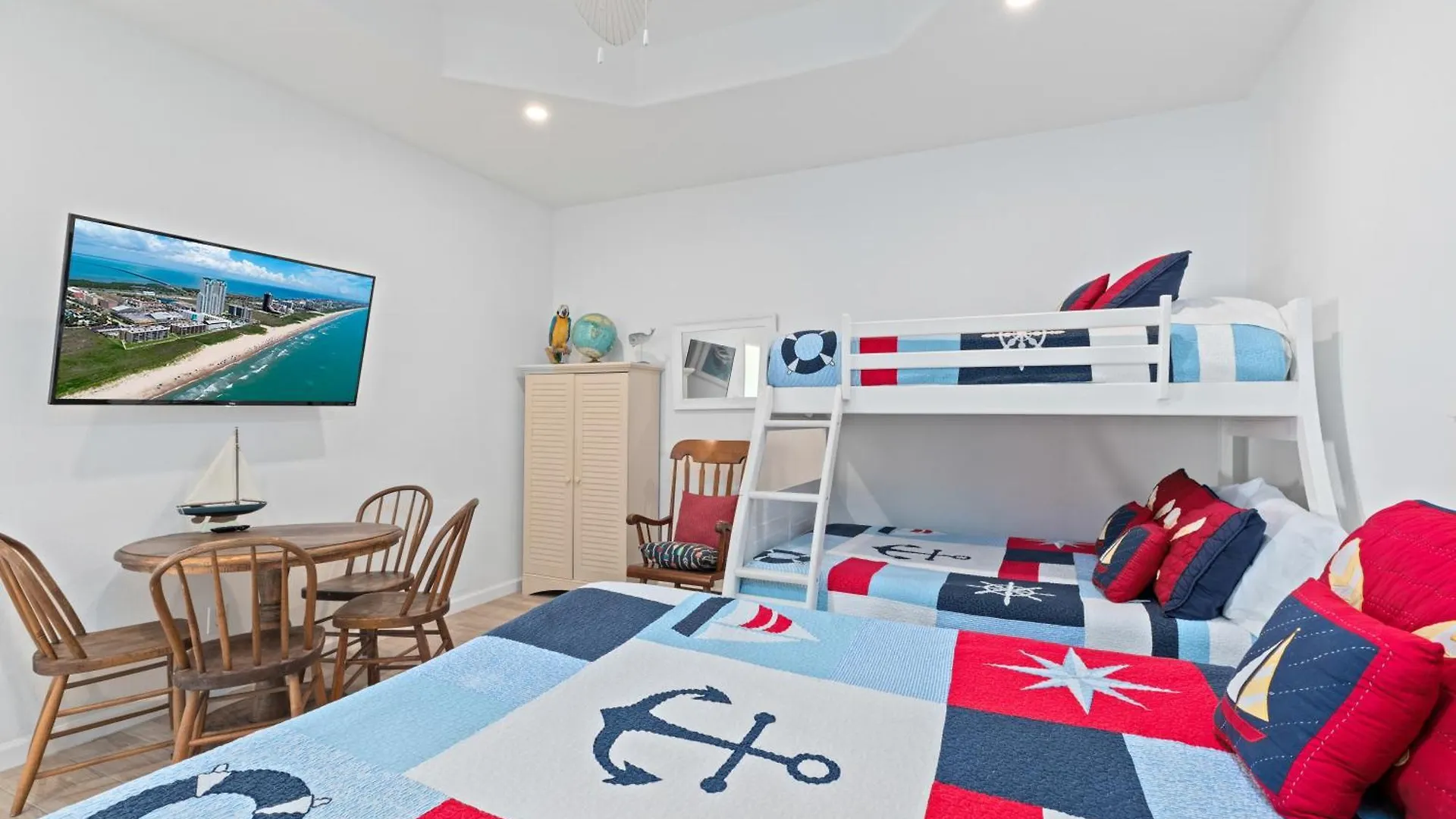 Apartment Aquarius Penthouse #1 *